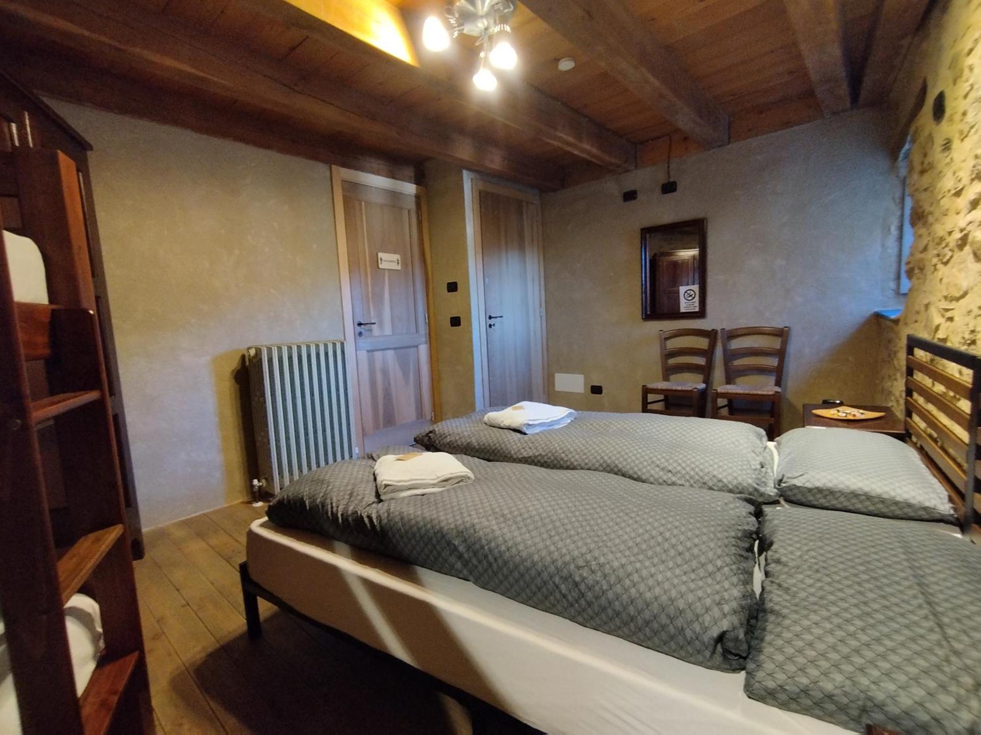 Hotel Rifugio Ca' Da Cardella Mendatica Zimmer foto