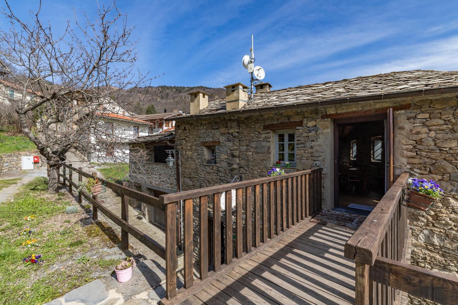 Hotel Rifugio Ca' Da Cardella Mendatica Exterior foto
